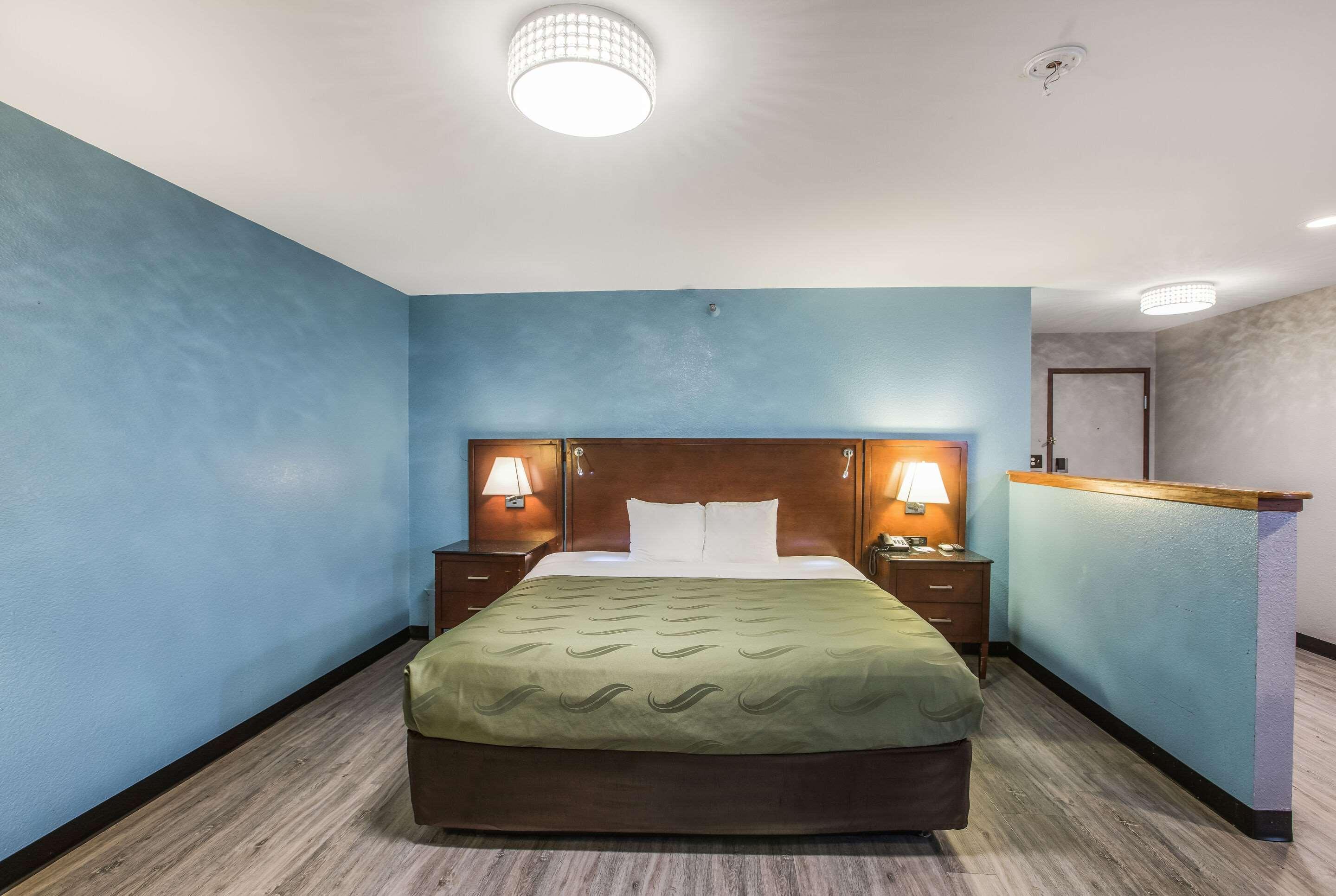 Quality Inn Atlanta Airport-Central College Park Bagian luar foto