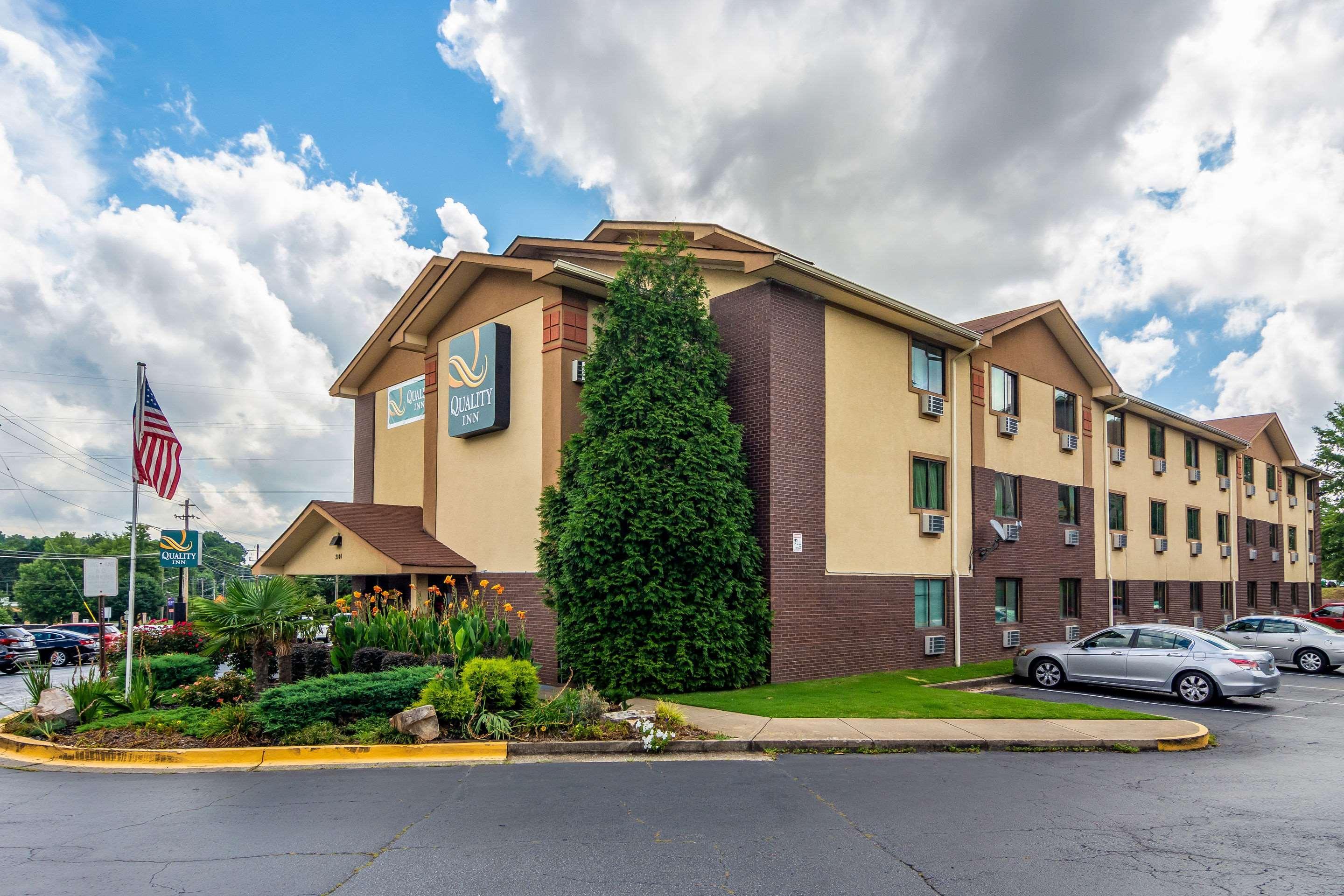 Quality Inn Atlanta Airport-Central College Park Bagian luar foto