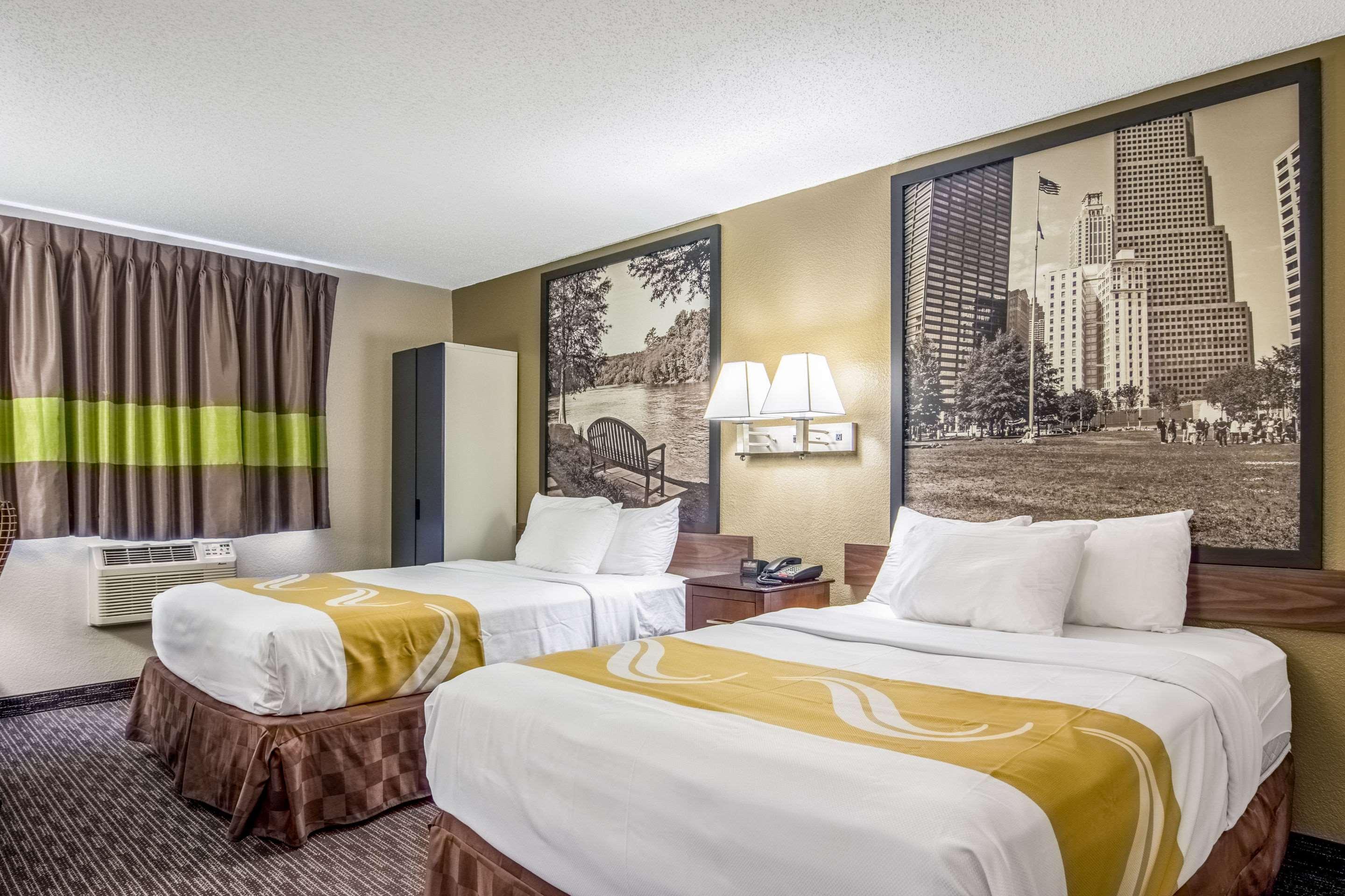 Quality Inn Atlanta Airport-Central College Park Bagian luar foto
