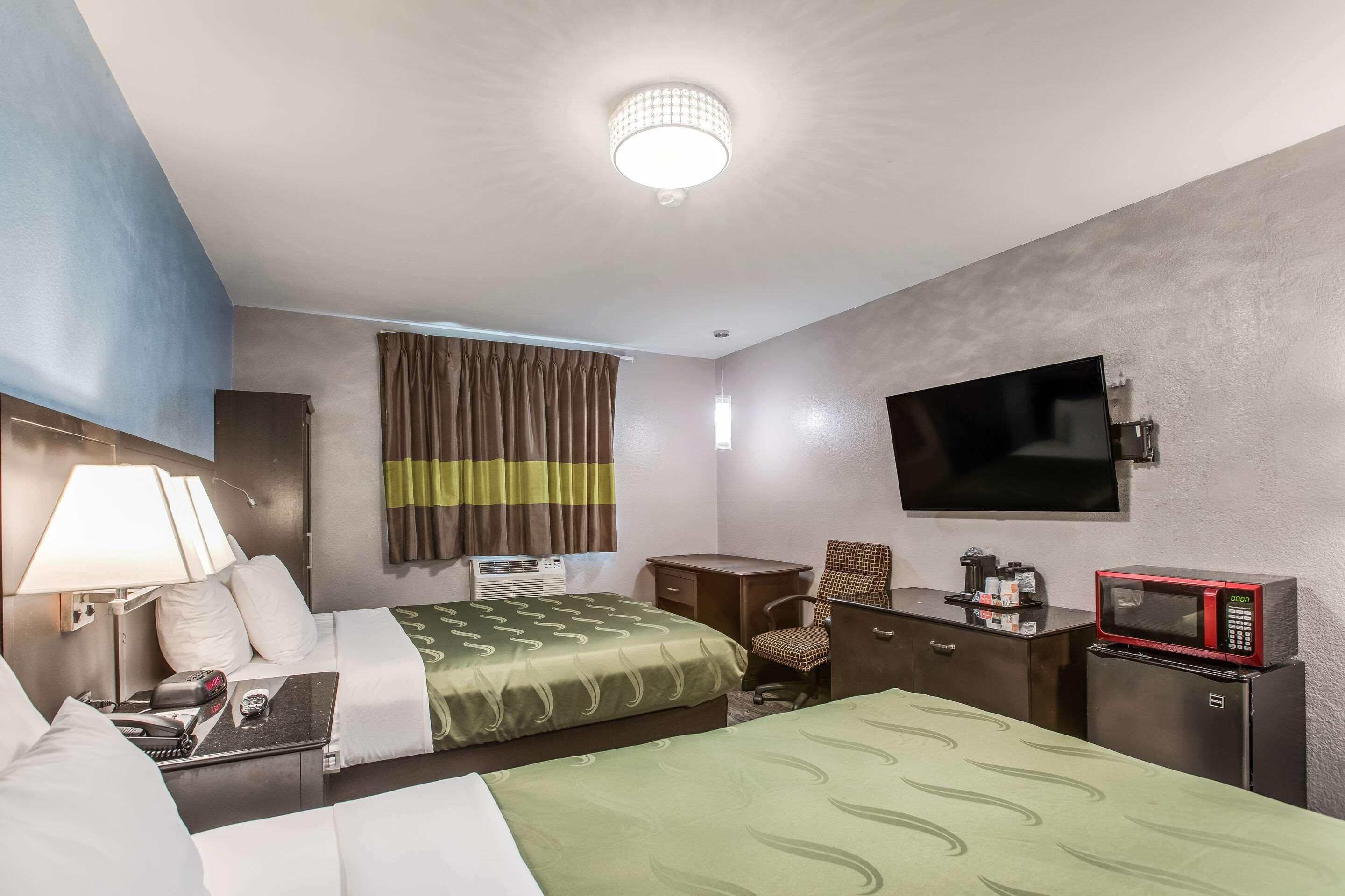 Quality Inn Atlanta Airport-Central College Park Bagian luar foto