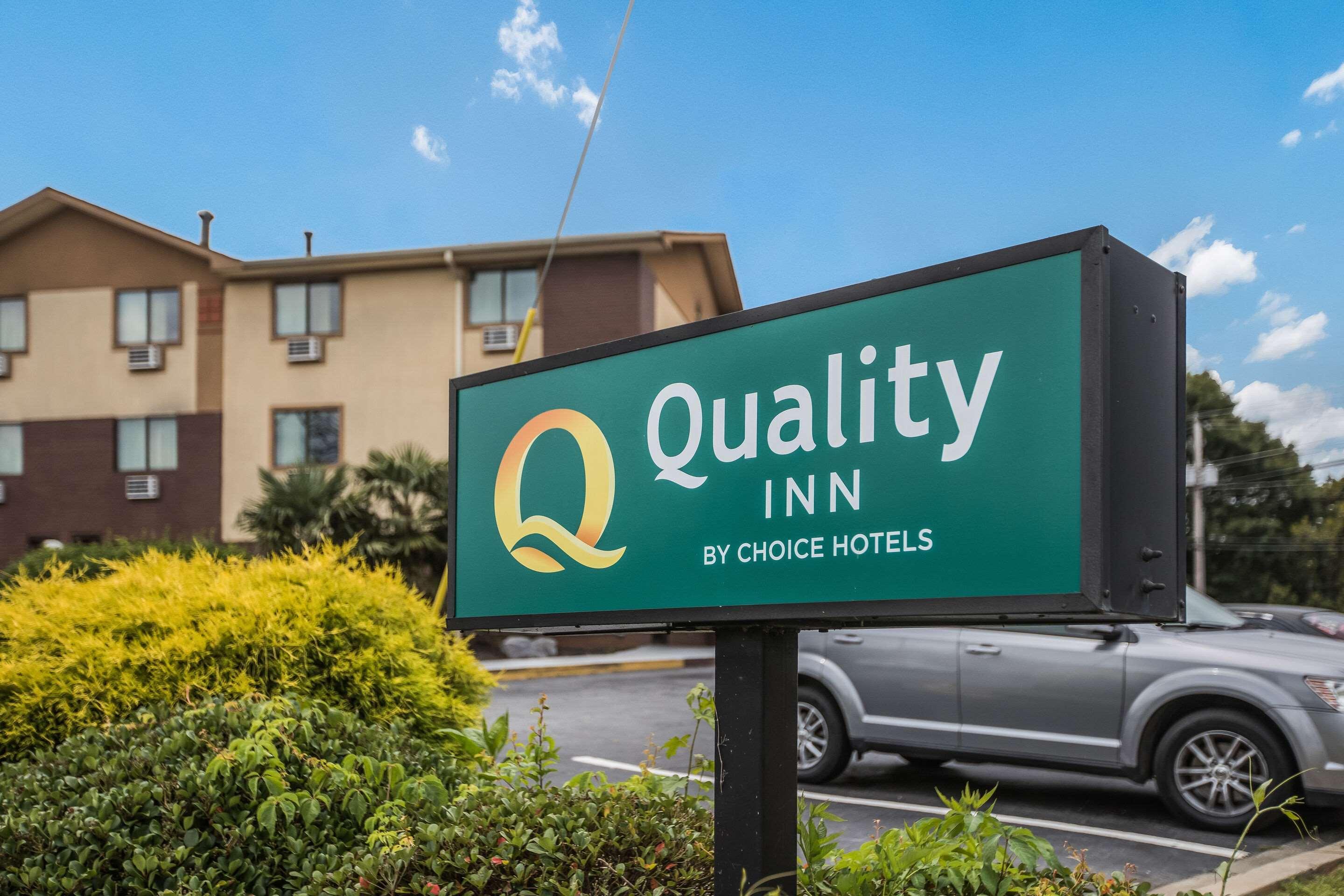 Quality Inn Atlanta Airport-Central College Park Bagian luar foto