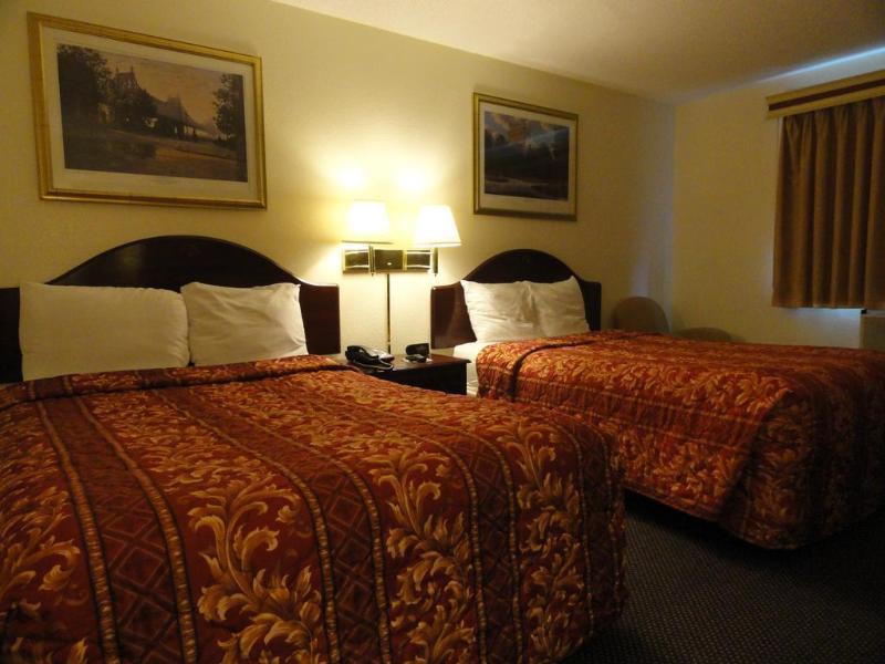 Quality Inn Atlanta Airport-Central College Park Bagian luar foto