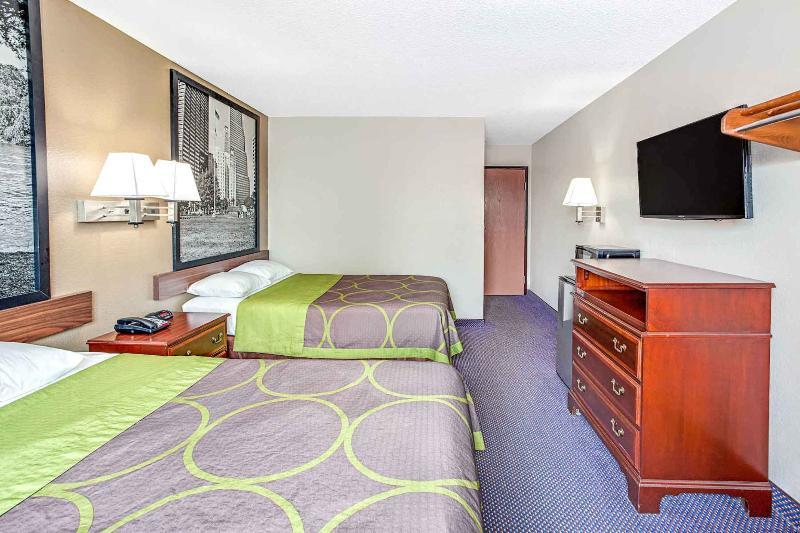 Quality Inn Atlanta Airport-Central College Park Bagian luar foto